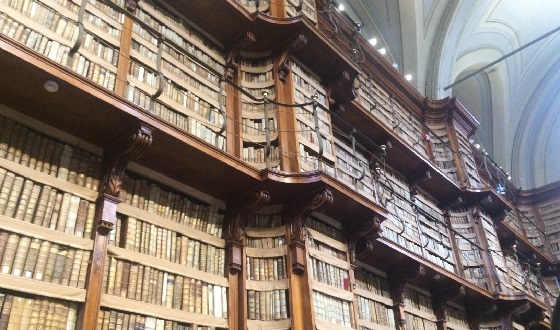 Biblioteca Angelica – Bücher, soweit das Auge reicht